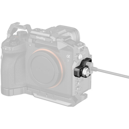 SmallRig 6406 - zacisk kabla HDMI do klatek do Sony A7 V / A7 IV - przykład użycia